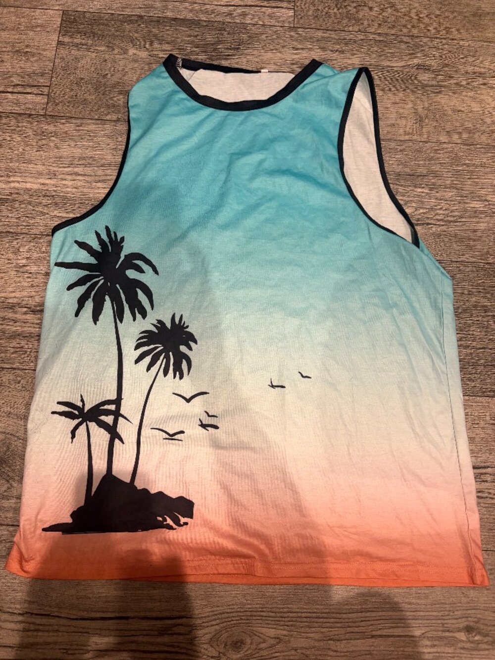 Amazon Men's Large Tank Top Shirt Summer Graphic Sleeveless Hawaiian Lake Blue